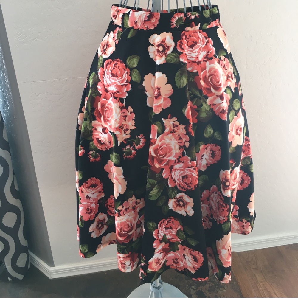 Pretty floral skirt